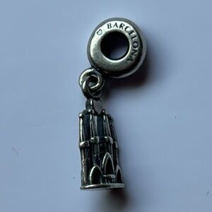Pandora vintage charm
